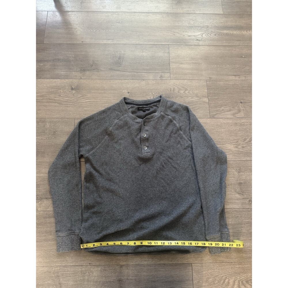 Banana Republic Men's Charcoal Gray Waffle Knit Henley Long Sleeve Shirt L